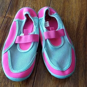 Wondernation  swim shoes